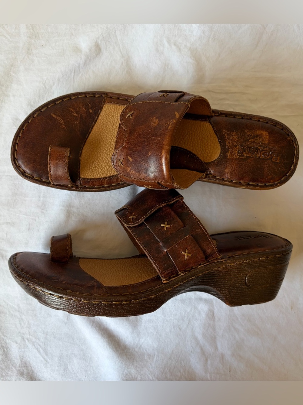 Born Brown Leather Two-Strap Slide Mules Toe Loop Sz 39 Euro Like New!